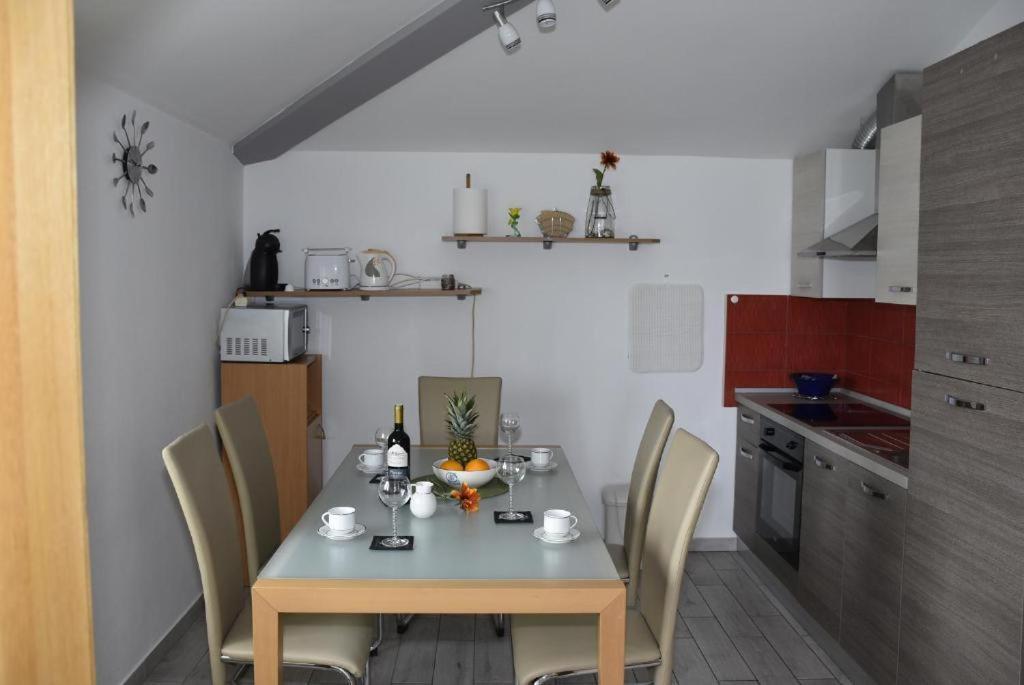 Apartmani Mira Klenovica Ngoại thất bức ảnh