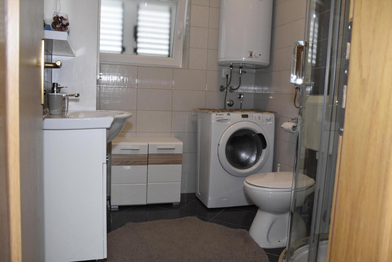 Apartmani Mira Klenovica Ngoại thất bức ảnh